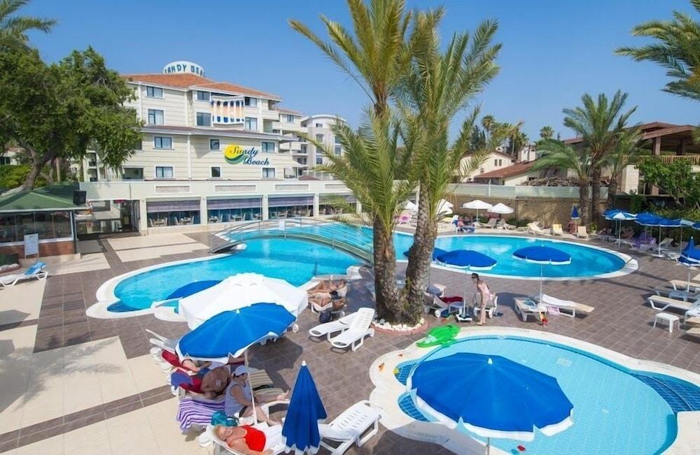 Otel Sandy 4*
