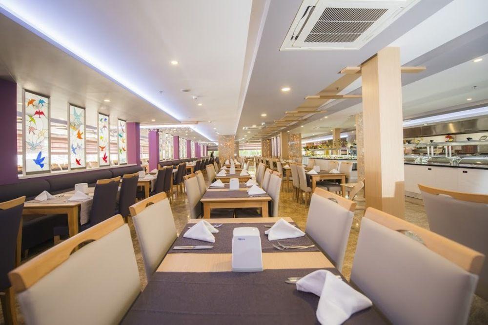 Otel Sandy 4*
